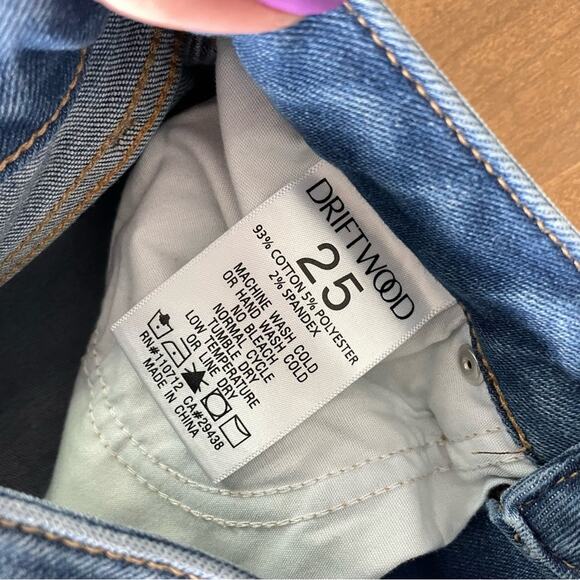 Driftwood | Jackie High Rise Jean Floral Embroidered Asymmetrical Raw Hem Skinny - Picture 8 of 10